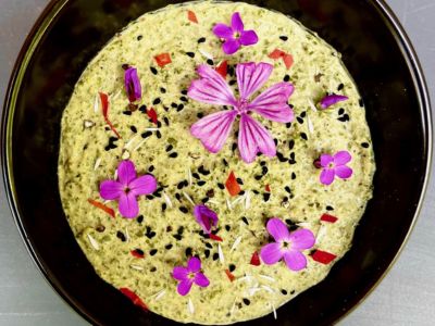 Mousse de feuilles de tilleul façon houmous