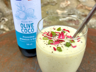 Soupe froide de concombres au lait de coco & huile olive coco